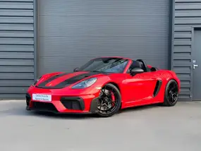 porsche-718-spyder-2025-auto-10-km-essence-1