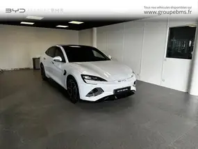 byd-seal-2025-auto-6000-km-électrique-1