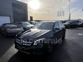 mercedes-gla-phase-2-2019-auto-61000-km-essence-1