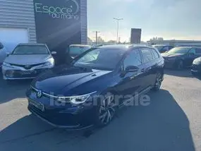 volkswagen-golf-viii-2022-auto-62775-km-essence-1