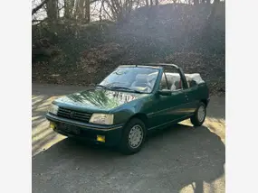 Custode ouvrante arrière droite bronze Peugeot 205 CTI -CABRIOLET | Le ch'ti comptoir Custode ouvrante arrière droite bronze Peugeot 205 CTI -CABRIOLET | Le ch'ti comptoir