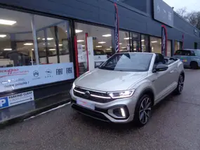volkswagen-t-roc-cabriolet-phase-2-2023-auto-19641-km-essence-1