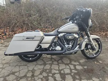 harley-davidson-street-glide-1584-2009-manual-56558-km-essence