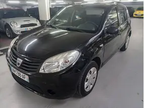 dacia-sandero-2009-manual-90000-km-bicarburation essence / gpl-1