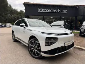 xpeng-g9-2025-auto-12000-km-électrique-1