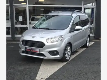 ford-tourneo-courier-phase-2-2019-manual-31000-km-essence