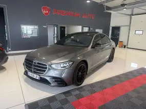 mercedes-classe-s-viii-2023-auto-17000-km-diesel-1