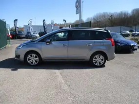 peugeot-5008-2013-manual-204000-km-diesel-1