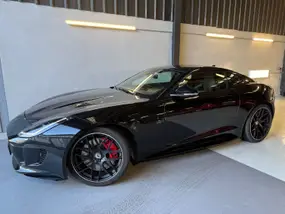 jaguar-f-type-coupe-2017-auto-42500-km-essence-1