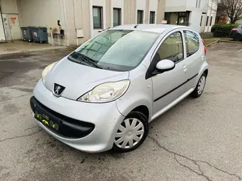 PEUGEOT
