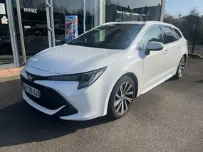 toyota-corolla-xii-touring-sports-2022-auto-58500-km-hybrides-1