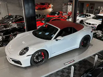 porsche-911-type-992-cabriolet-2024-auto-13350-km-essence
