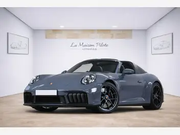 PORSCHE