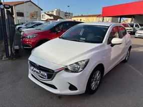 mazda-2-iii-2019-manual-110500-km-essence-1