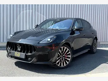 maserati-grecale-2022-auto-45990-km-essence