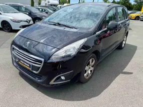 peugeot-5008-phase-2-2015-manual-183000-km-diesel-1