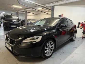 volvo-v40-ii-phase-2-2019-manual-75000-km-essence