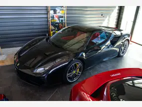 ferrari-488-gtb-2017-auto-38500-km-essence-1