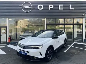 opel-grandland-2-2025-auto-9960-km-essence-1