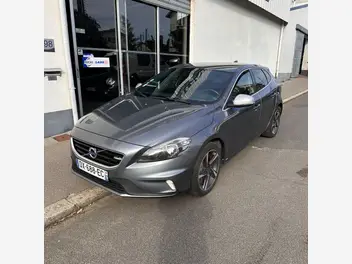 volvo-v40-ii-phase-2-2015-manual-177093-km-diesel
