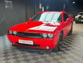 dodge-challenger-2-2010-auto-171000-km-essence-1