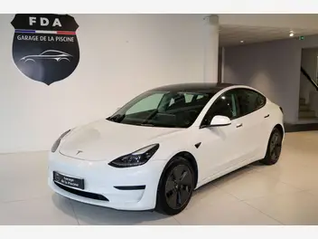 tesla-model-3-phase-3-2023-auto-39000-km-électrique