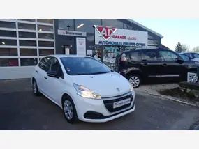 peugeot-208-affaire-phase-2-2017-manual-110703-km-diesel-1