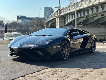 lamborghini-aventador-2018-auto-7180-km-essence
