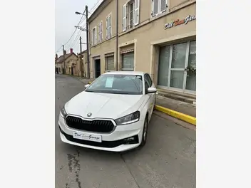 skoda-fabia-iv-2022-manual-74950-km-essence