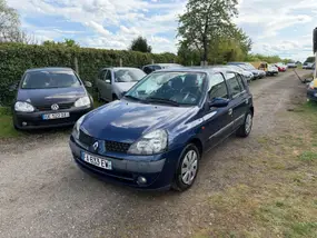 renault-clio-ii-phase-2-2002-auto-136990-km-essence-1