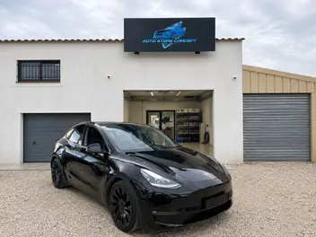 tesla-model-y-2023-auto-61000-km-électrique