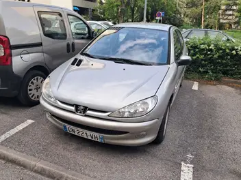 peugeot-206-phase-2-2006-manual-169060-km-essence