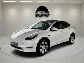 tesla-model-y-2021-auto-54170-km-électrique-1