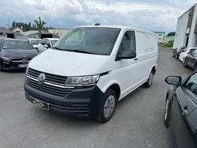 volkswagen-transporter-vi-phase-2-2023-manual-75850-km-diesel-1
