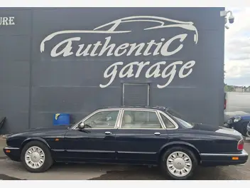 JAGUAR DAIMLER (2) SIX 4.0 BVA