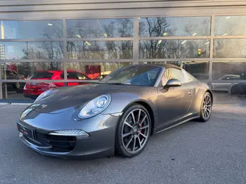 PORSCHE