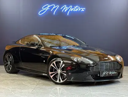 ASTON MARTIN V12 VANTAGE