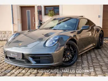 PORSCHE