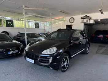 PORSCHE