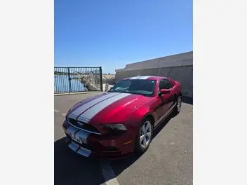 ford-mustang-v-coupe-2014-auto-70500-km-essence
