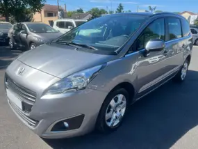 peugeot-5008-phase-2-2016-auto-138400-km-diesel-1