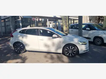 volvo-v40-ii-phase-2-2019-manual-90562-km-diesel