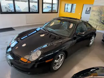 PORSCHE