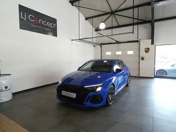 audi-rs3-iii-sportback-2023-auto-9885-km-essence