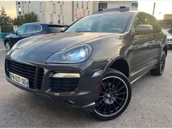 PORSCHE