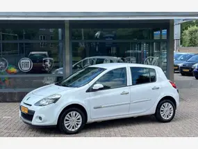 renault-clio-iii-phase-2-2011-manual-128654-km-essence-1