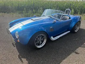 ac-cobra-1967-manual-8000-km-essence-1
