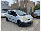 renault-modus-2005-auto-145734-km-essence-2