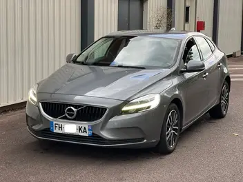 volvo-v40-ii-phase-2-2019-auto-139038-km-diesel