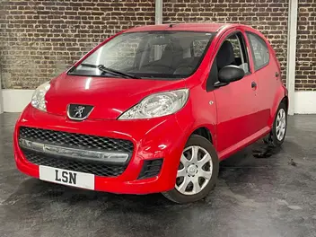 PEUGEOT